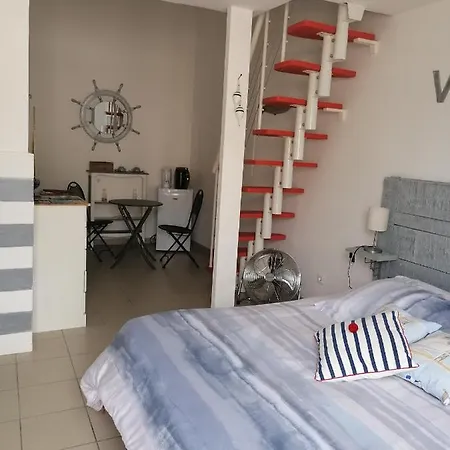 Le Petit Radieux *