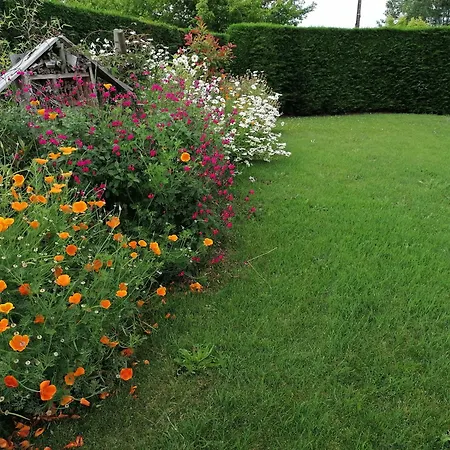 Le Petit Radieux Guest house *