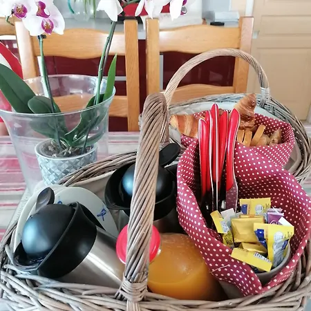 Le Petit Radieux Guest house